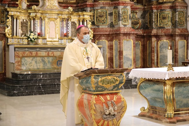 Biskup Bože Radoš svetom misom zahvalio Bogu i vjernom narodu Varaždinske biskupije na godini dana biskupske službe 